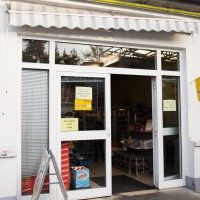 Okad Center, Geschäft Slim